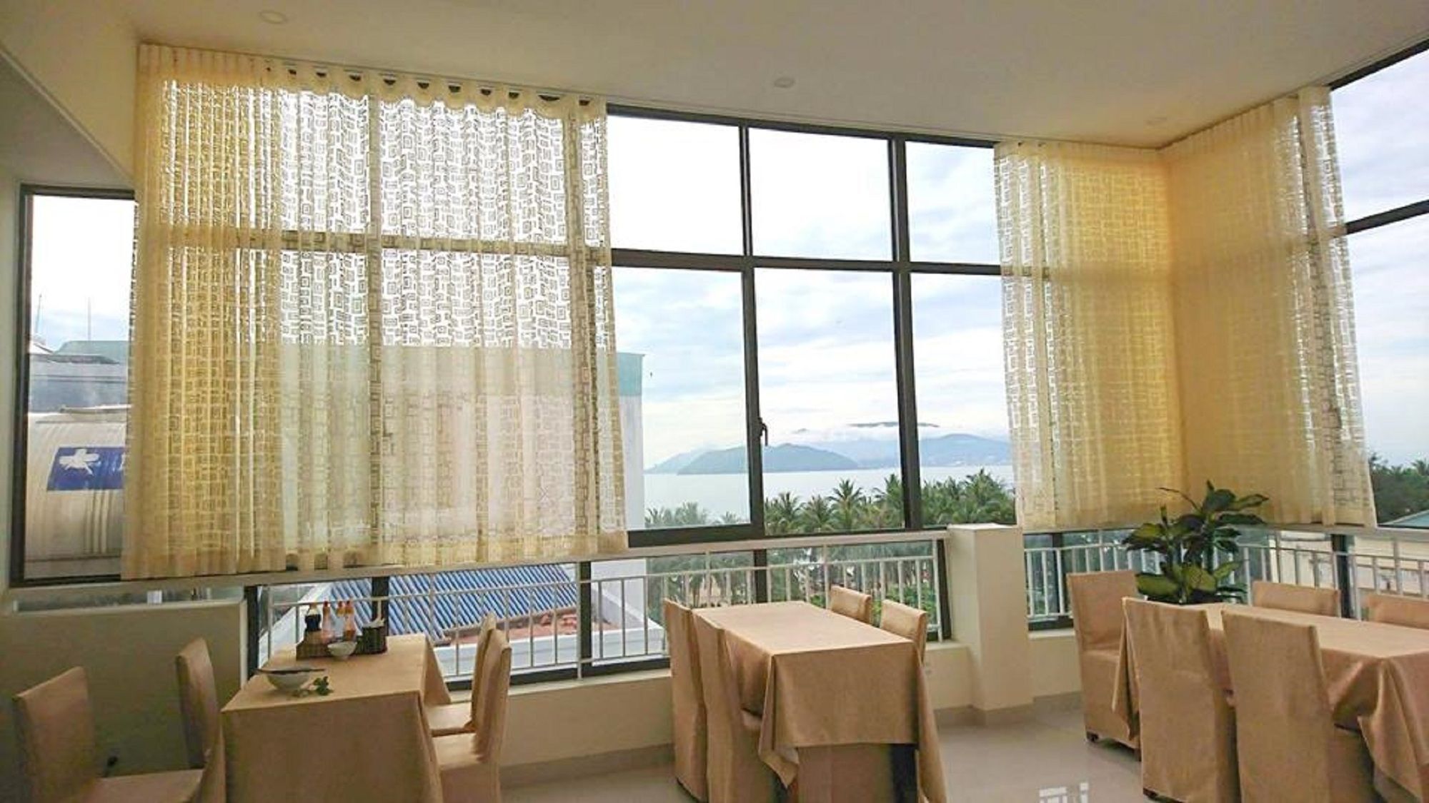 Senkotel Nha Trang Managed By Nest Group מראה חיצוני תמונה